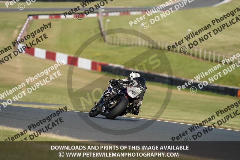 donington no limits trackday;donington park photographs;donington trackday photographs;no limits trackdays;peter wileman photography;trackday digital images;trackday photos